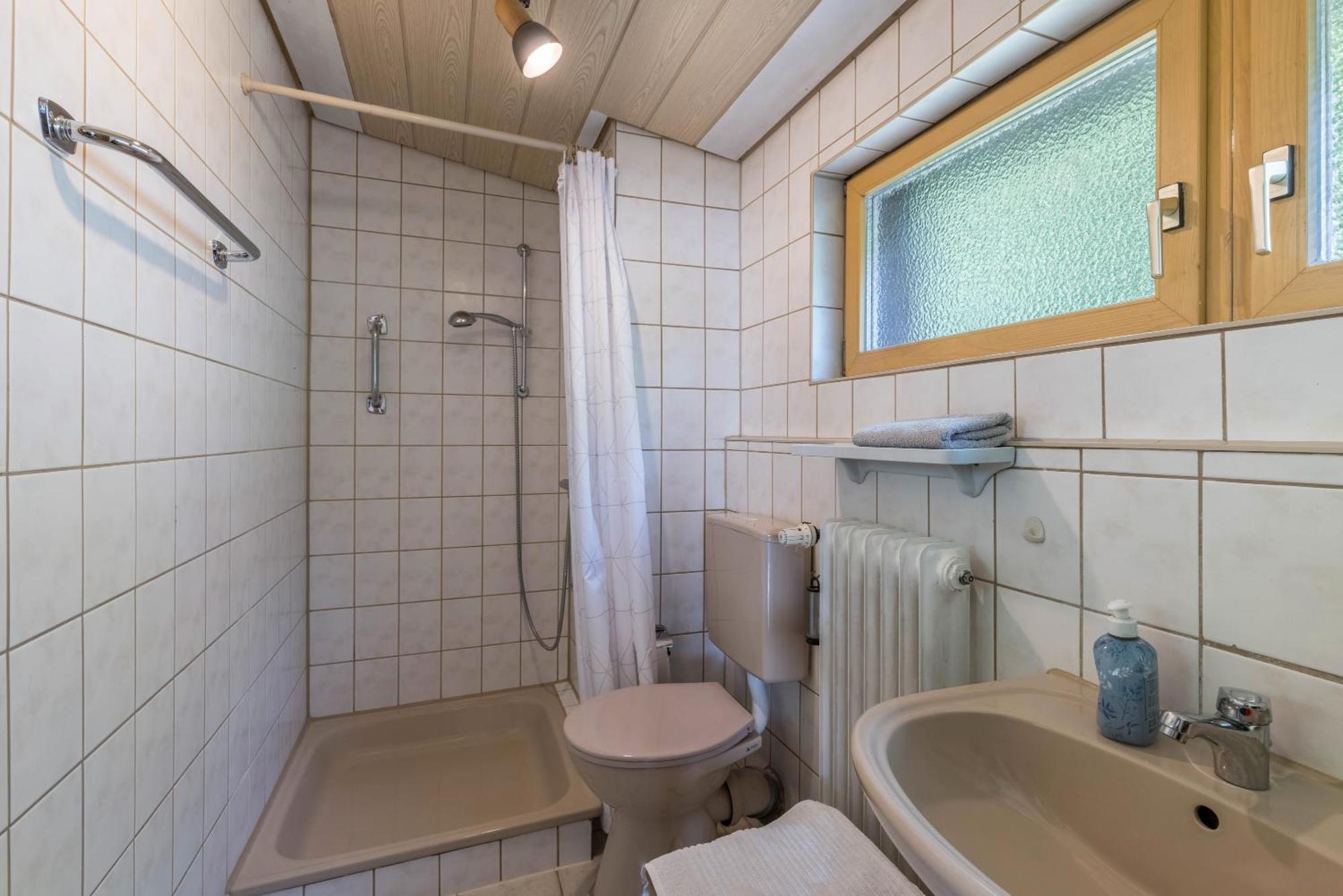 Ferienwohnung Am Samuelstein Bad Urach Extérieur photo